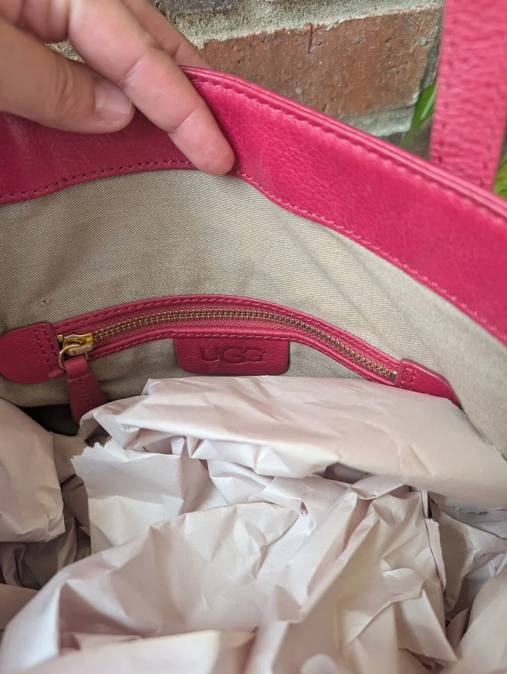 💞EUC UGG Australia Hot Pink Pebbled Leather Shoulder Tote Bag w/Removable Bag